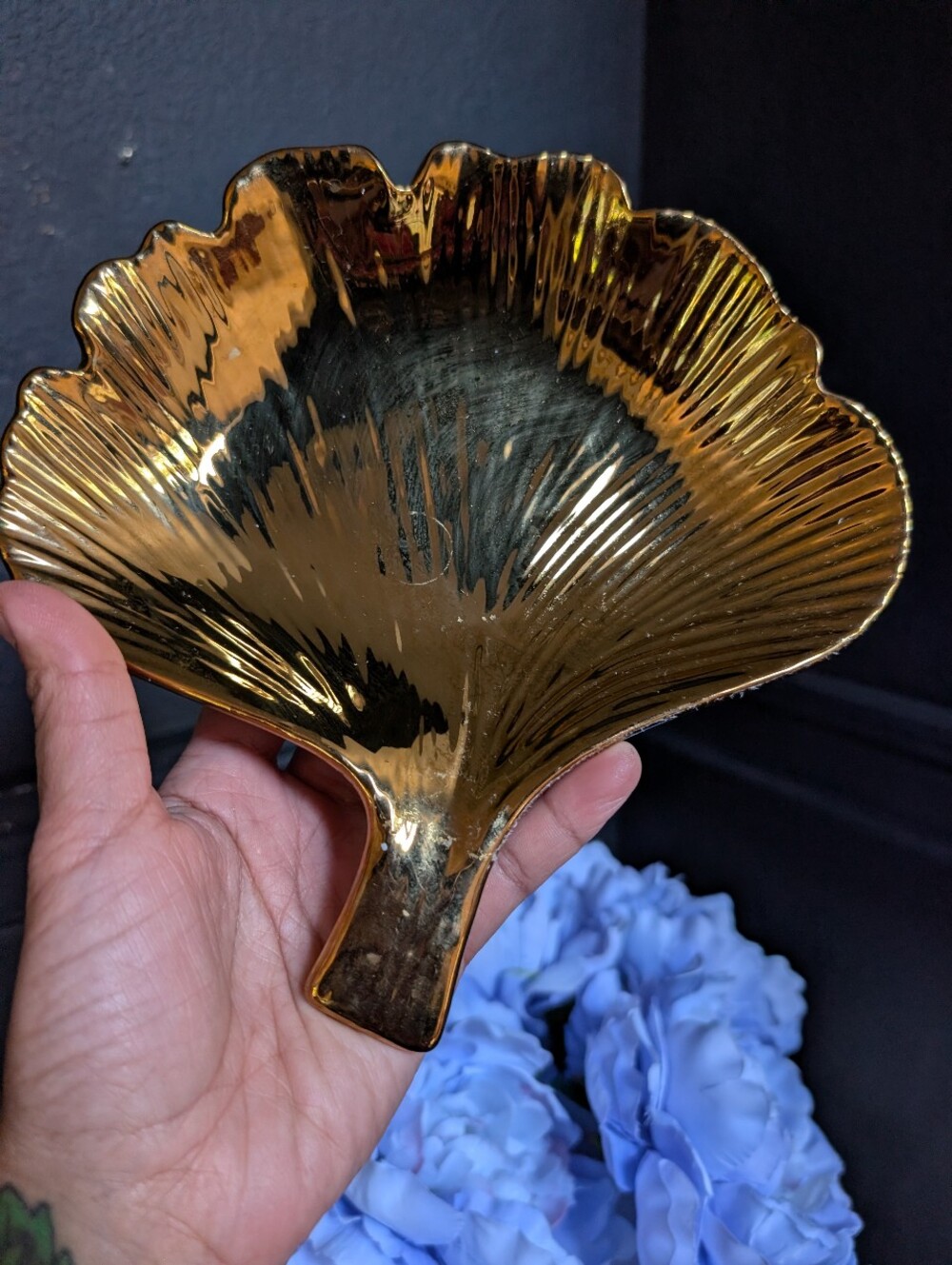 Modern Polished Gold leaf design trinket tray plate 7.5